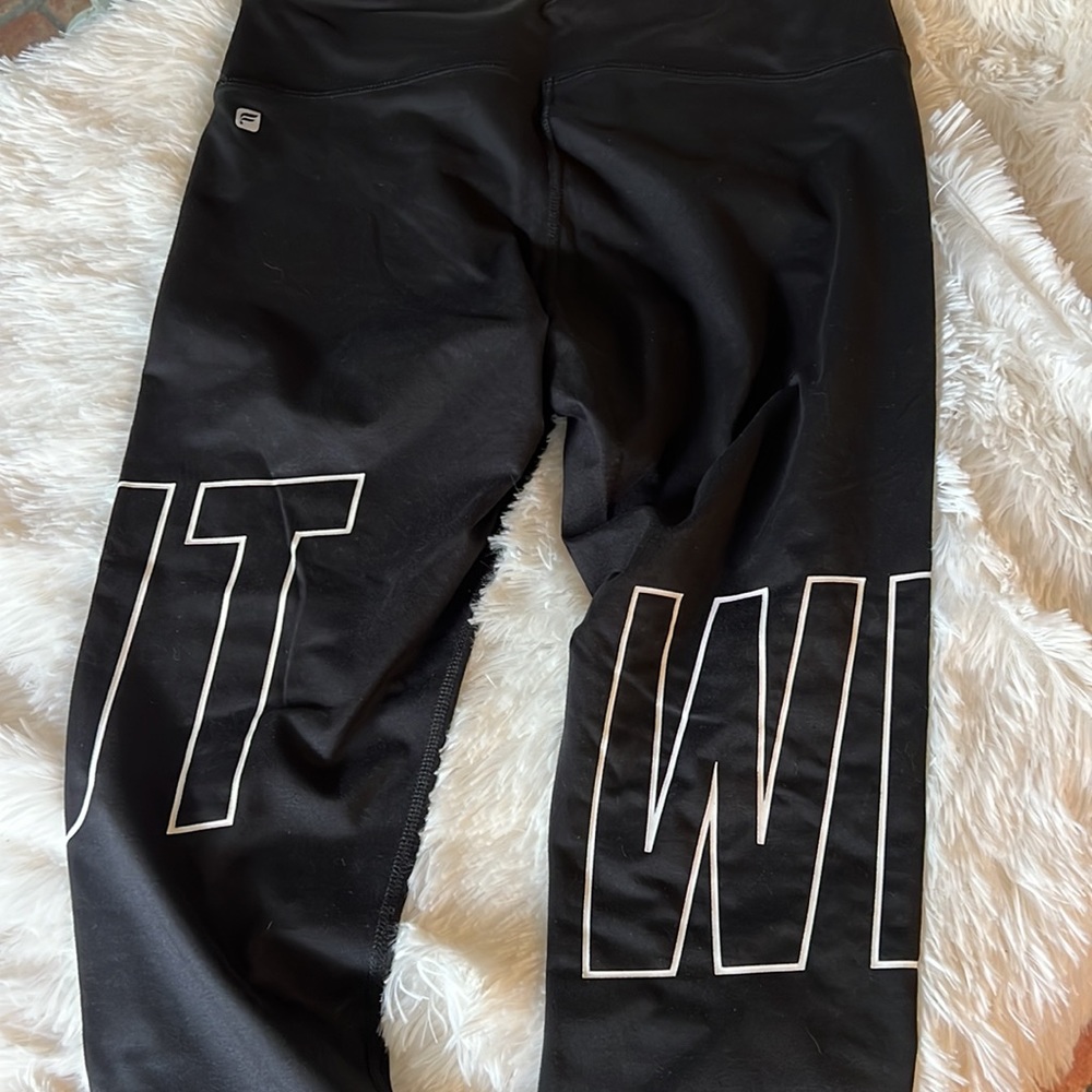 Fabletics crops - Picture 2 of 4